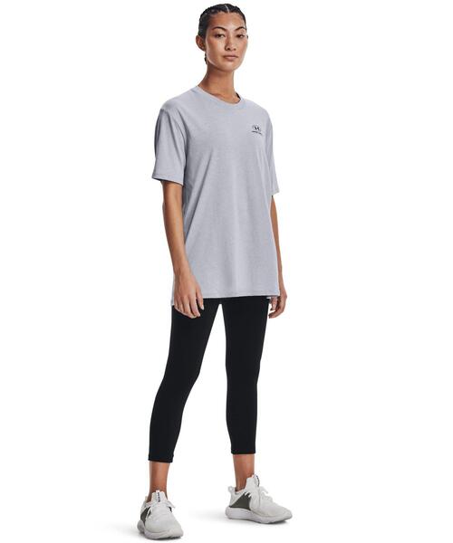 セール Uaオーバーサイズド グラフィック ショートスリーブ Tシャツ トレーニング レディース Tシャツ カットソー Under Armour アンダーアーマー のファッション通販 Zozotown