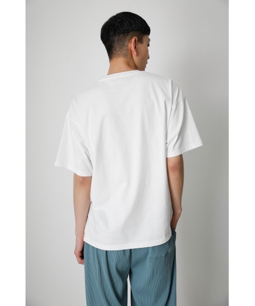 AZUL by moussy(アズールバイマウジー)の「AZUL BOX LOGO TEE/アズールボックスロゴTシャツ(Tシャツ/カットソー・メンズ・ホワイト/ライトブルー/ブラック・MEDIUM/SMALL/LARGE)」の11枚目の写真