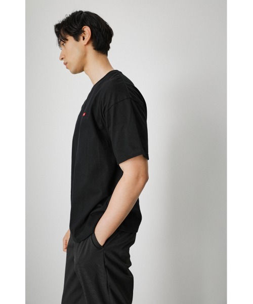 AZUL by moussy(アズールバイマウジー)の「AZUL BOX LOGO TEE/アズールボックスロゴTシャツ(Tシャツ/カットソー・メンズ・ホワイト/ライトブルー/ブラック・MEDIUM/SMALL/LARGE)」の15枚目の写真