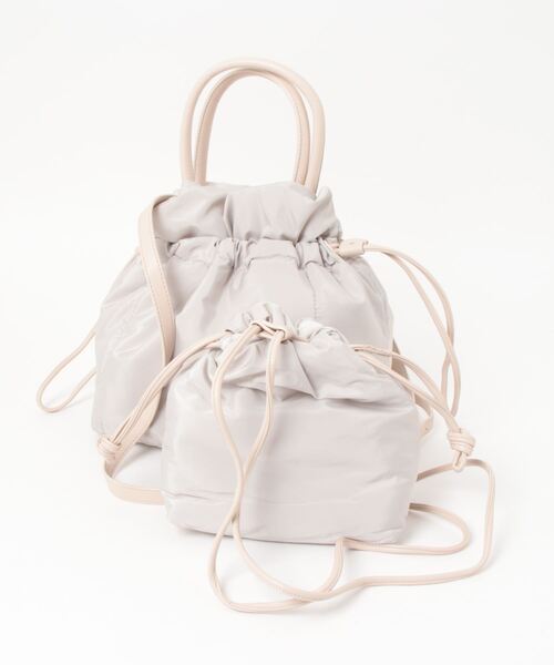 cache cache(カシュ カシュ)の「カシュカシュ cachecache / ミニ巾着ショルダー付きパファートート(トートバッグ・レディース・ベージュ/ブラック/オリーブ/アイボリー/オレンジ・FREE)」の1枚目の写真