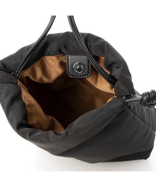 cache cache(カシュ カシュ)の「カシュカシュ cachecache / ミニ巾着ショルダー付きパファートート(トートバッグ・レディース・ベージュ/ブラック/オリーブ/アイボリー/オレンジ・FREE)」の13枚目の写真