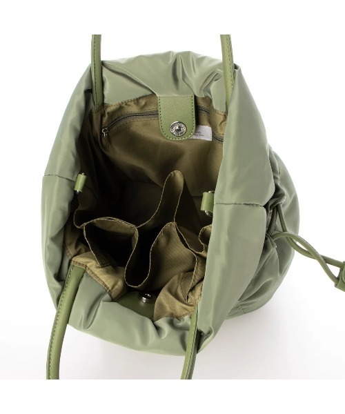 cache cache(カシュ カシュ)の「カシュカシュ cachecache / ミニ巾着ショルダー付きパファートート(トートバッグ・レディース・ベージュ/ブラック/オリーブ/アイボリー/オレンジ・FREE)」の19枚目の写真