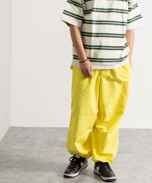 NYLAUS（ナイラス）の「別注 ルーズ スノー パンツ（チノパンツ・メンズ・ホワイト/ブラック/レッド/イエロー/オレンジ/グリーン・LL/L/M）」の10枚目の写真