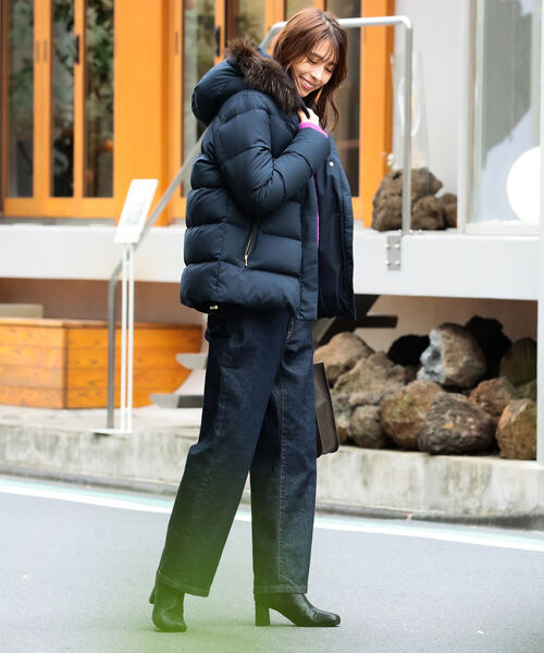 B:MING by BEAMS(ビーミングバイビームス)の「B:MING by BEAMS / 河田フェザー ショート ダウン 22AW(ダウンジャケット/コート・レディース・ブラック/ベージュ/ネイビー・SMALL/MEDIUM/LARGE)」の7枚目の写真