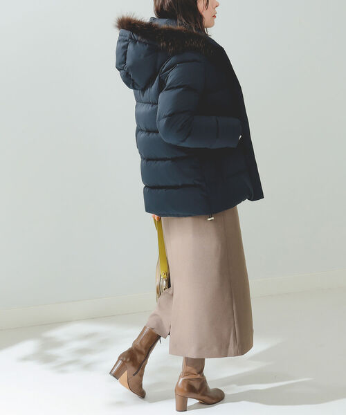 B:MING by BEAMS(ビーミングバイビームス)の「B:MING by BEAMS / 河田フェザー ショート ダウン 22AW(ダウンジャケット/コート・レディース・ブラック/ベージュ/ネイビー・SMALL/MEDIUM/LARGE)」の8枚目の写真