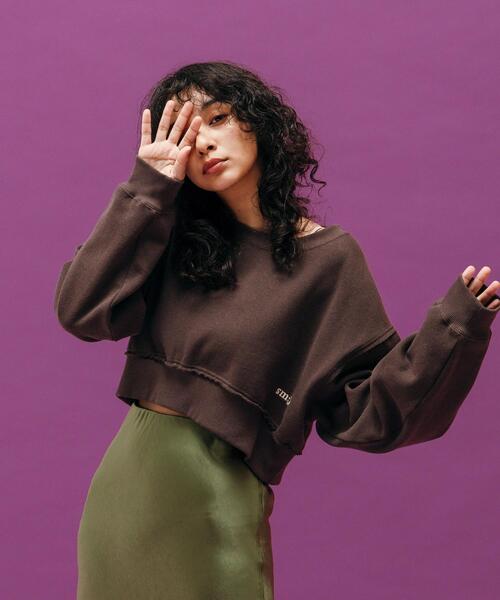 CITEN（シテン）の「＜CITEN＞起毛裏毛 クロップド スウェット（スウェット・レディース・ライトグレー/パープル/ダークグレー・FREE）」の3枚目の写真