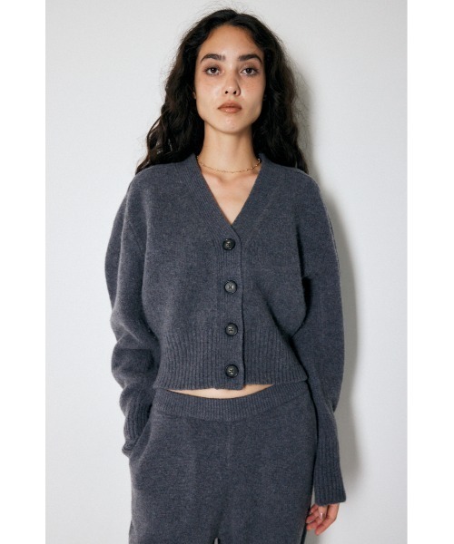 MOUSSY（マウジー）の「WOOL PUFF SLEEVE カーディガン（カーディガン/ボレロ・レディース・カーキ/チャコールグレー/アイボリー・FREE）」の2枚目の写真