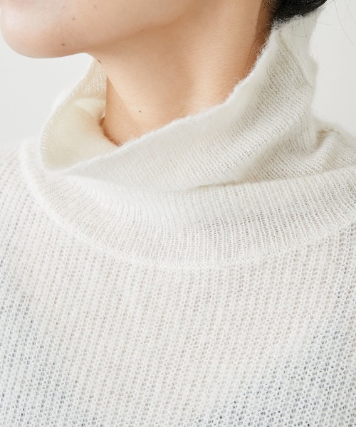 アルパカ混タートルニット