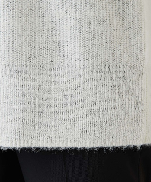 アルパカ混タートルニット