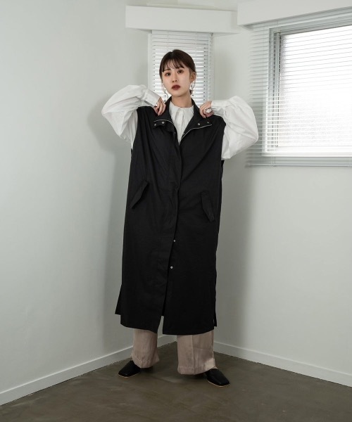 Amiur（エミレ）の「stand collar gilet（ベスト）」 - WEAR