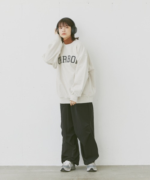 flaner（フラネ）の「Loose college logo sweat/ルーズカレッジロゴスウェット（スウェット・レディース・ブラック/グレー/ネイビー・MEDIUM/LARGE）」の15枚目の写真