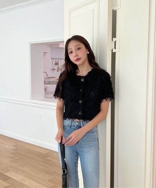 by muni:r（バイ ムニール）の「シャギー半袖クロップドガーディガン（シャツ/ブラウス・レディース・ピンク/アイボリー/ブラック・FREE）」の10枚目の写真