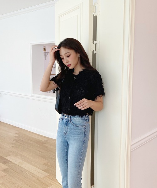 by muni:r（バイ ムニール）の「シャギー半袖クロップドガーディガン（シャツ/ブラウス・レディース・ピンク/アイボリー/ブラック・FREE）」の6枚目の写真