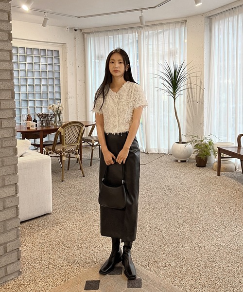 by muni:r（バイ ムニール）の「シャギー半袖クロップドガーディガン（シャツ/ブラウス・レディース・ピンク/アイボリー/ブラック・FREE）」の16枚目の写真