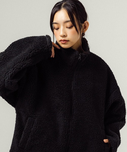 Ressaca（レサーカ）の「オーバーサイズ スタンドカラー 2Wayリバーシブルボアフリースブルゾン（ブルゾン・メンズ・ブルー/ダークグリーン/ブラック/グリーン/ベージュ/イエロー・M/L）」の16枚目の写真