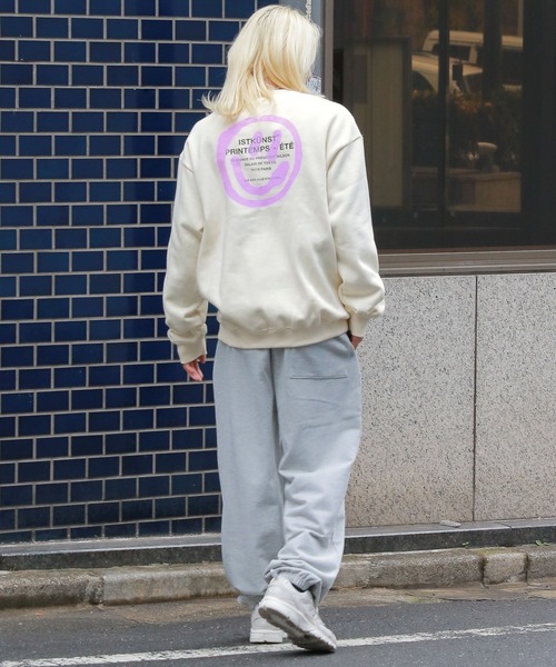 【セール】【UNISEX】ISTKUNST／ロゴスマイリープルオーバー（裏起毛） 2168682（スウェット）｜ISTKUNST（イストクンスト）