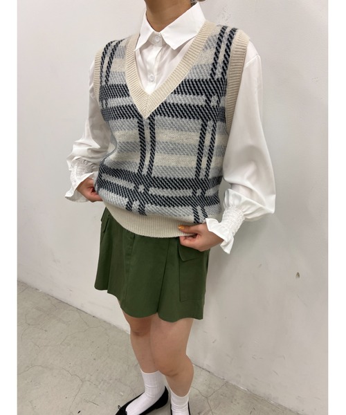 PHILLY（フィリー）の「チェックベストSETシャツ（ベスト・レディース・アイボリー/ブラック・FREE）」の4枚目の写真