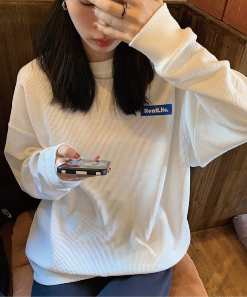 meJane(ミージェーン)の「BIGシルエットワッフルプルオーバー(Tシャツ/カットソー・レディース・ホワイト/ブラック/グレー・FREE)」の6枚目の写真