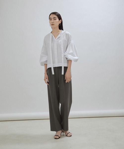 SALON adam et rope'（サロン アダム エ ロペ）の「【セットアップ対応・WEB限定】[洗える]イージーストレートパンツ（その他パンツ・レディース・チャコールグレー/ベージュ・FREE）」の6枚目の写真