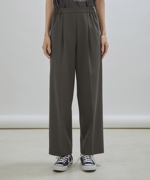 SALON adam et rope'（サロン アダム エ ロペ）の「【セットアップ対応・WEB限定】[洗える]イージーストレートパンツ（その他パンツ・レディース・チャコールグレー/ベージュ・FREE）」の11枚目の写真