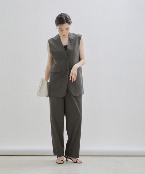 SALON adam et rope'（サロン アダム エ ロペ）の「【セットアップ対応・WEB限定】[洗える]イージーストレートパンツ（その他パンツ・レディース・チャコールグレー/ベージュ・FREE）」の22枚目の写真