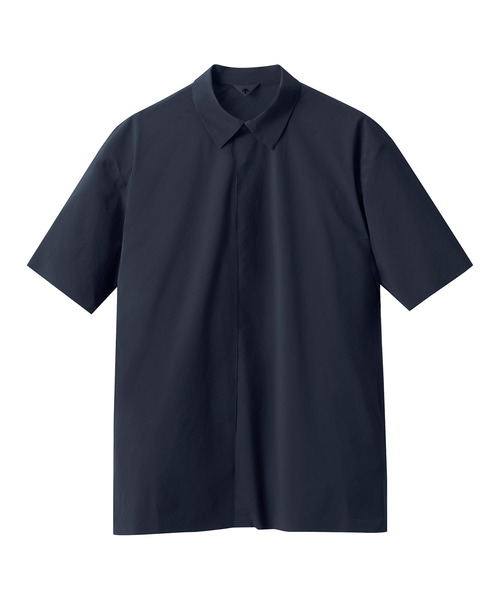 DESCENTE（デサント）の「アントリムシームレスH/Sシャツ / UNTRIMMED SEAMLESS H/S SHIRTS（シャツ/ブラウス・メンズ・グリーン/ブラック/ネイビー・MEDIUM/SMALL/LARGE/X-LARGE）」の3枚目の写真