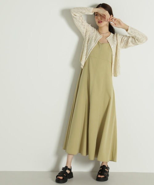 FREE'S MART（フリーズマート）の「【Sシリーズ対応】◆配色ステッチフレアジャンパースカート（ワンピース・レディース・イエロー/ブラック/ベージュ・MEDIUM/X-SMALL/SMALL）」の4枚目の写真