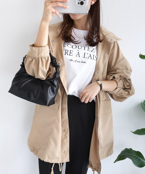 andme（アンドミー）の「スタンドカラーマウンテンパーカー（マウンテンパーカー・レディース・カーキ/アイボリー/ブラック/ベージュ・M）」の3枚目の写真