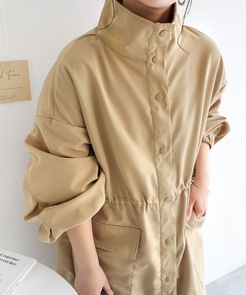 andme（アンドミー）の「スタンドカラーマウンテンパーカー（マウンテンパーカー・レディース・カーキ/アイボリー/ブラック/ベージュ・M）」の8枚目の写真