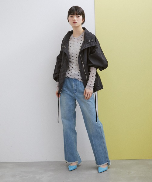 ADAM ET ROPE'(アダムエロペ)の「【サステナブル・WEB限定】ライトシャツブルゾン(ブルゾン・レディース・ブラック/キナリ・FREE)」の8枚目の写真