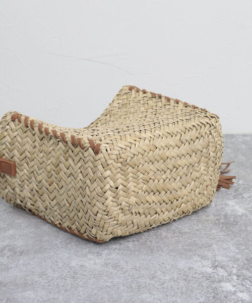 fredy emue(フレディエミュ)の「2wayスクエアカゴショルダーバッグ(ショルダーバッグ・レディース・キャメル/シルバー・FREE)」の11枚目の写真