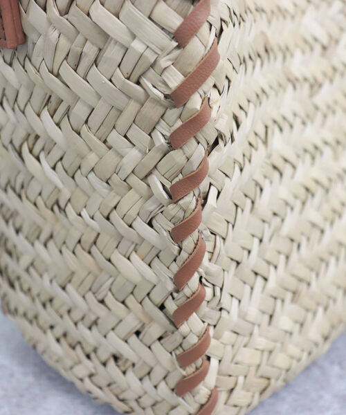 fredy emue(フレディエミュ)の「2wayスクエアカゴショルダーバッグ(ショルダーバッグ・レディース・キャメル/シルバー・FREE)」の12枚目の写真