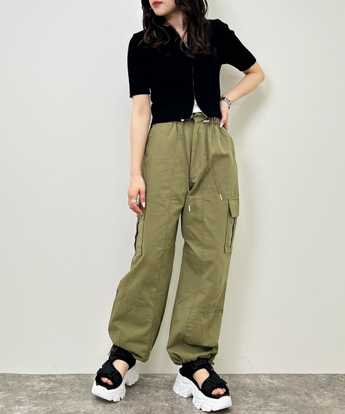 INGNI（イング）の「襟付フロントジップ半袖ニットカーディガン（カーディガン/ボレロ・レディース・オフホワイト/ブラック/グリーン/ブルー/オレンジ・M）」の15枚目の写真