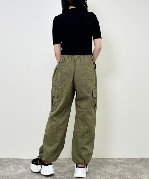 INGNI（イング）の「襟付フロントジップ半袖ニットカーディガン（カーディガン/ボレロ・レディース・オフホワイト/ブラック/グリーン/ブルー/オレンジ・M）」の18枚目の写真