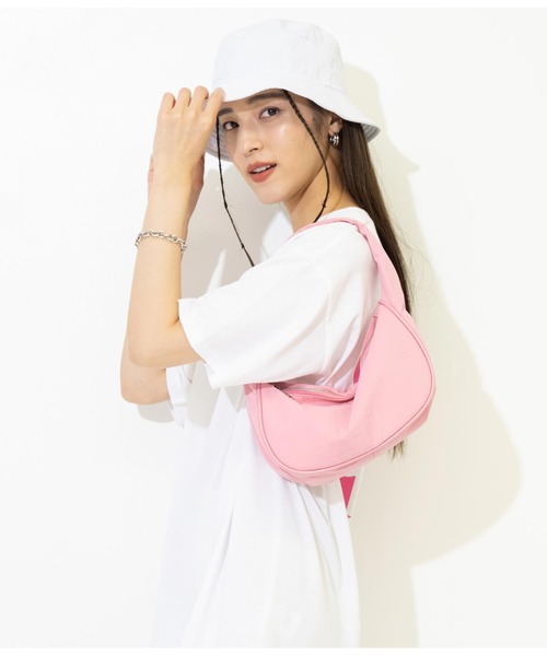 ANAP(アナップ)の「ナイロンハンドバック(ハンドバッグ・レディース・ブラック/ピンク/グリーン・FREE)」の17枚目の写真