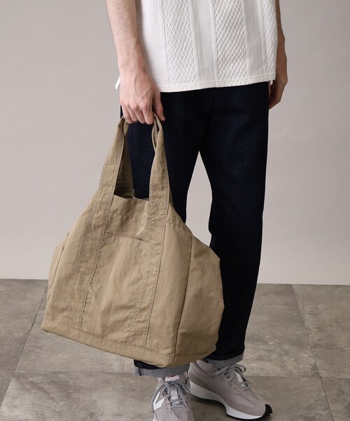 THE SHOP TK (ザ ショップ ティーケー )の「◆2WAYウォッシャブルナイロンビッグショルダーバッグ(ショルダーバッグ・メンズ・ベージュ/ブラック/チャコールグレー・00)」の20枚目の写真