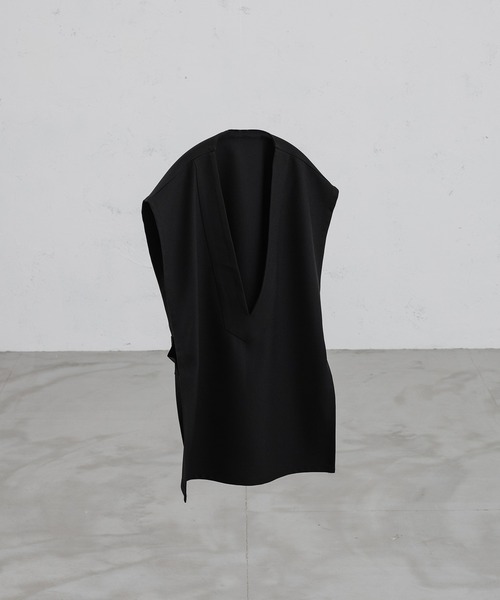 SELLE GLANT(セレグランテ)の「VNECK OPEN VEST/Vネックオープンベスト(ベスト・メンズ・ブラック/グレイッシュベージュ・LARGE/MEDIUM)」の2枚目の写真