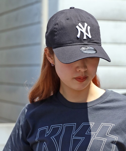 NEW ERA（ニューエラ）の「NEW ERA/ニューエラ CORE CLASSIC キャップ ベースボール 2026年春夏（キャップ・メンズ・グリーン系4/グリーン系5/パープル/ブラック系1/グリーン系2/ネイビー系1/カーキ/ブラック系2/グリーン系1/グリーン系3/ネイビー系2/ブルー/ネイビー系3/ホワイト/ベージュ系2/ベージュ系1/ブラウン系1/ホワイト系2/レッド/ブラック系3・FREE）」の4枚目の写真