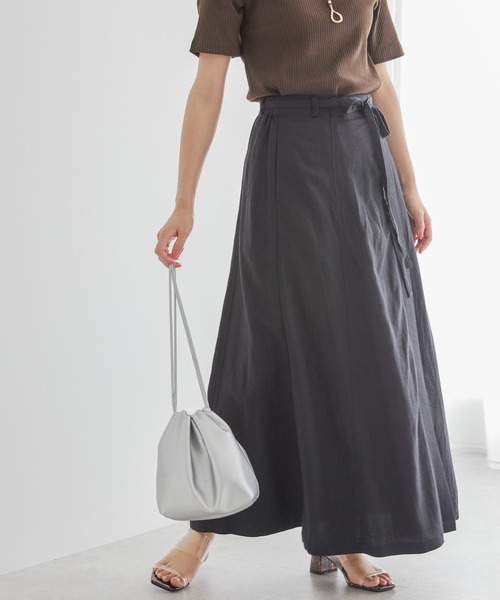 AMERICAN HOLIC(アメリカンホリック)の「リネンブレンドIラインスカート(スカート・レディース・ブラック/カーキ・S/M/L)」の1枚目の写真