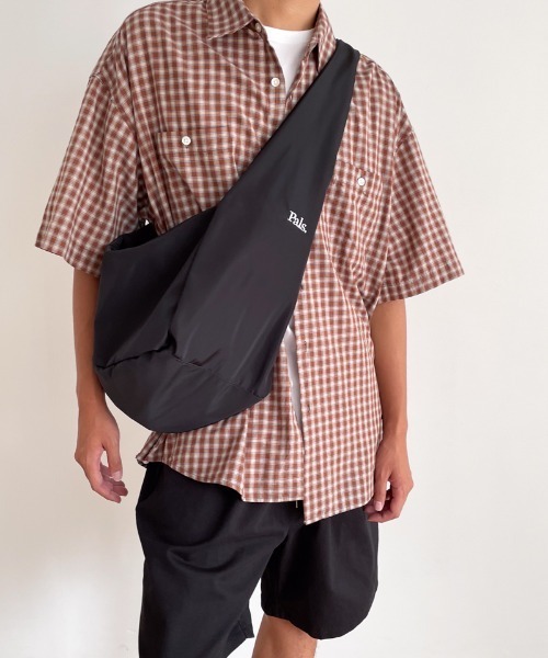 CANAL JEAN（キャナルジーン）の「choice_cnl(チョイス) "Pals."刺繍ショルダーバッグ（ショルダーバッグ・レディース・ベージュ/ブラック/チャコールグレー・ONE SIZE）」の19枚目の写真