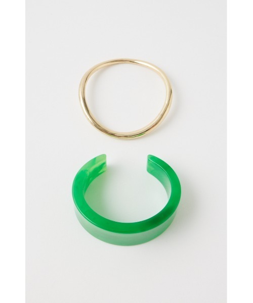 MOUSSY(マウジー)の「MARBLE BANGLE セット(バングル/リストバンド・レディース・イエロー/グリーン・FREE)」の2枚目の写真