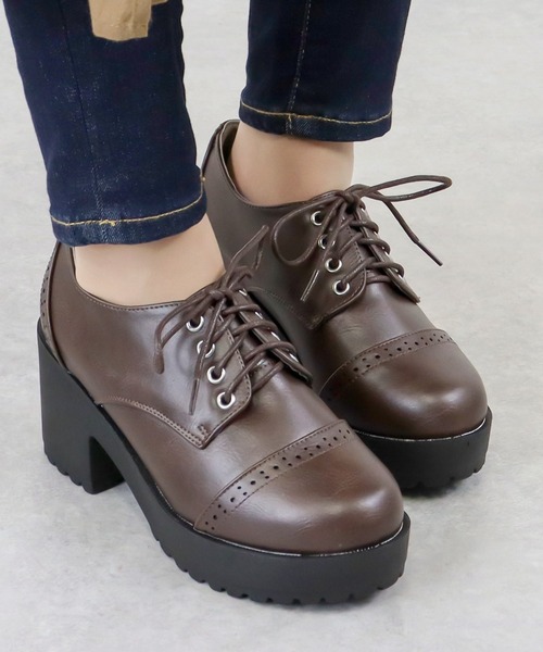 LibertyDoll（リバティードール）の「Liberty doll /8cm厚底 チャンキーヒール レースアップメダリオンシューズ (3059)（ドレスシューズ・レディース・ブラック/ブラック系その他/ダークブラウン・SS/S/M/L/LL）」の3枚目の写真