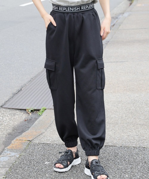 Honeys（ハニーズ）の「カーゴスウェットパンツ（カーゴパンツ・レディース・ブラック/カーキ/杢グレー/アイボリー・SS/S/M/L/LL）」の3枚目の写真