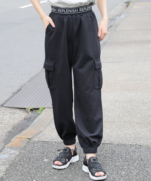 Honeys（ハニーズ）の「カーゴスウェットパンツ（カーゴパンツ・レディース・ブラック/カーキ/杢グレー/アイボリー・SS/S/M/L/LL）」の22枚目の写真