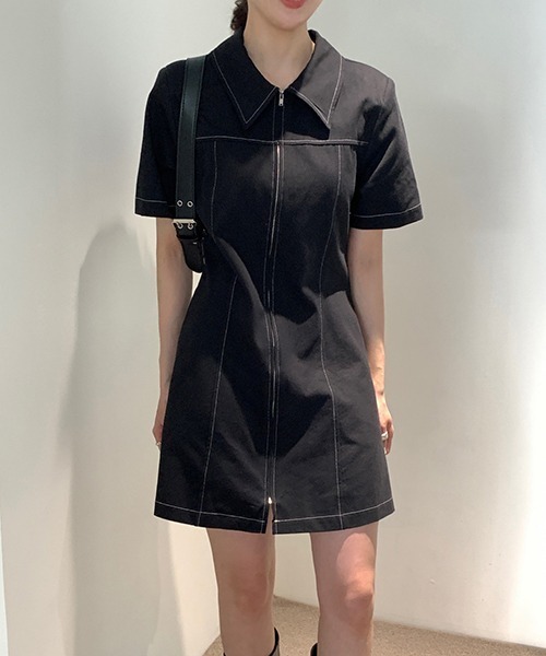 gossip!ロサンゼルス(ゴシップロサンゼルス)の「YUGA ポロカラー ジッパー ワンピース(ワンピース・レディース・ブラック/オフホワイト・FREE)」の2枚目の写真