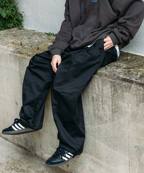 Palece Skateboards 23ss 黒カーゴパンツ 即完売品 Palece Skateboards 23ss 黒カーゴパンツ 即完売品 Palace Skateboards