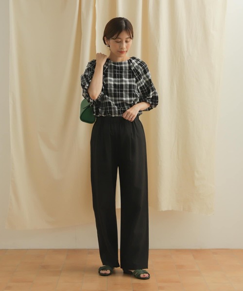 URBAN RESEARCH DOORS(アーバンリサーチドアーズ)の「イージーケアストレートパンツ(その他パンツ・レディース・チャコールグレー/ブラック・MEDIUM)」の9枚目の写真