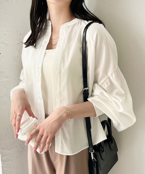 GeeRA(ジーラ)の「前後2wayバンドカラーパフスリーブブラウス(シャツ/ブラウス・レディース・オフホワイト/モカ/ブラック・LARGE/MEDIUM)」の4枚目の写真