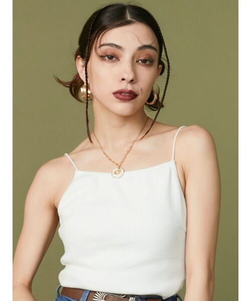 EVRIS（エヴリス）の「LEAF DESIGN HOOP ピアス（ピアス（両耳用）・レディース・ゴールド/シルバー・FREE）」の3枚目の写真