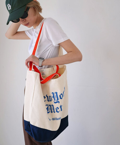 SLOBE citron.(スローブシトロン)の「SLOBE citron. MLB OLD ENGLISH WFM TOTE(トートバッグ・レディース・アイボリー・FREE)」の6枚目の写真